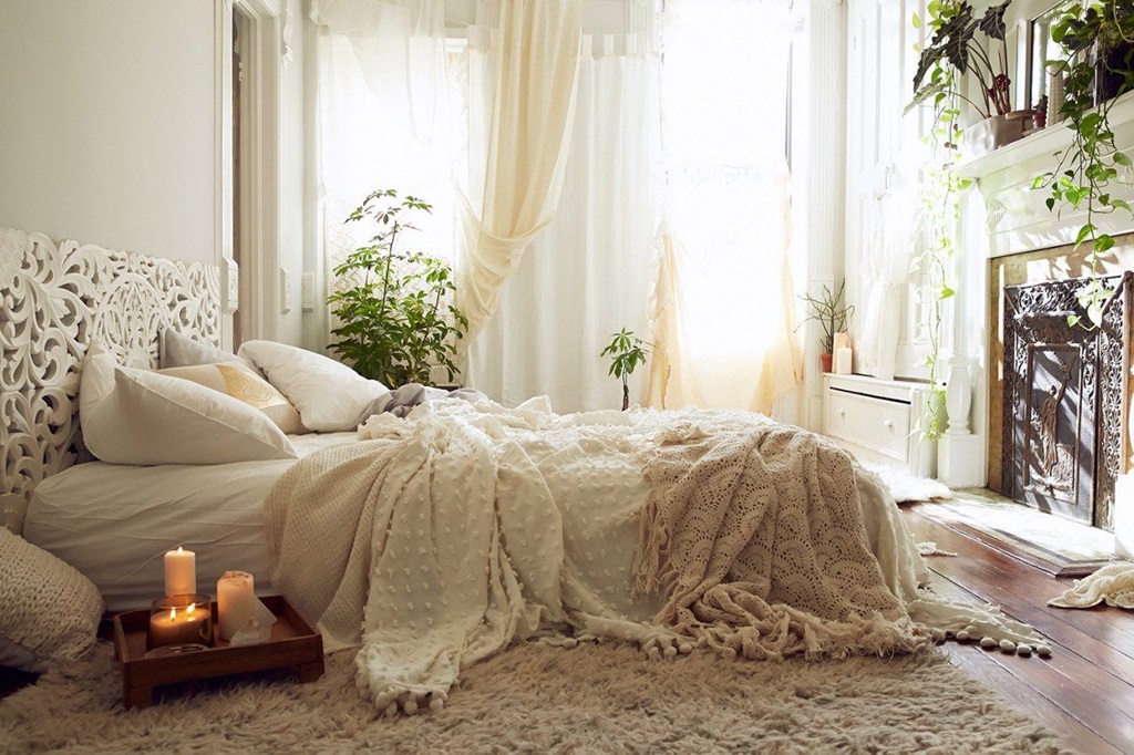 Crafting a Romantic Bedroom Oasis: Decor Ideas to Ignite Passion and Relaxation